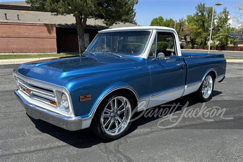 1968 CHEVROLET C10 CUSTOM PICKUP - Front 3/4 - 268669