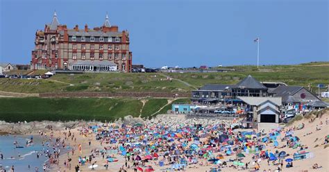 Newquay beaches: The best beaches in Cornwall's surfing capital ...