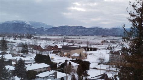 Parks closed, extreme weather alert issued for Abbotsford after snowfall | CTV News