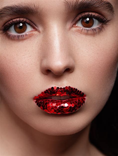 Beauty Glitter lips :: Behance