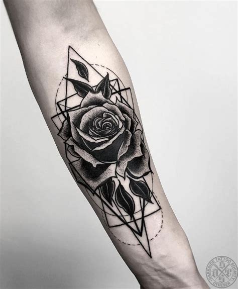 Geometry Rose Tattoo - TATTOOGOTO