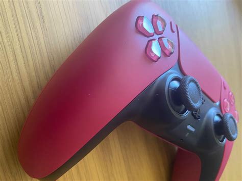 Here's How Red That New PS5 Controller Color Is - GameSpot