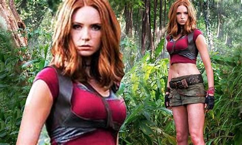 Karen Gillan defends skimpy outfit she wears in Jumanji | Daily Mail Online