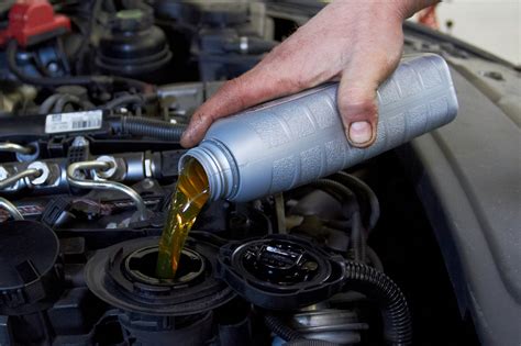 3 Engine Maintenance Tips That Car Repair Experts Recommend