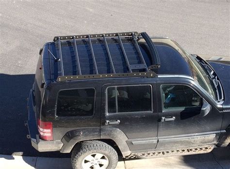 2012 Jeep Liberty Roof Rack (dimensions&cross bars)