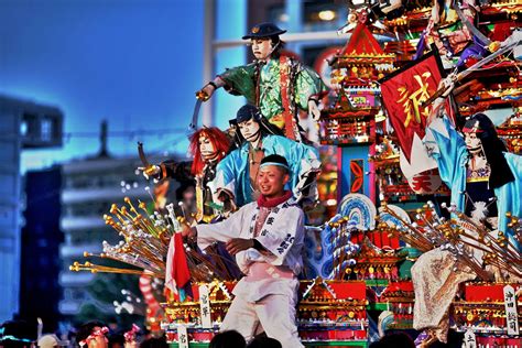 The Takayama Festival is one of Japan's most beautiful festivals! | Kadayawan festival, Japan ...