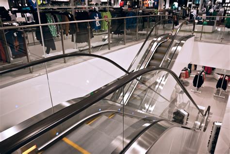 Escalators | Design, Installation & Specifications | Stannah