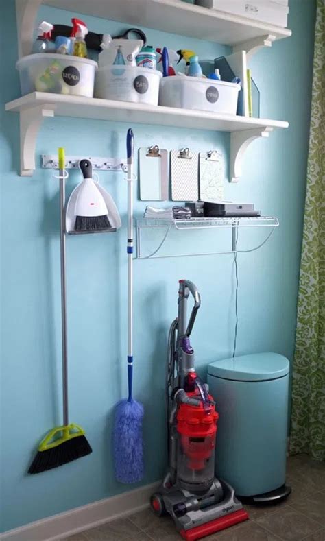 Pretty and Inexpensive Ways to Organize Your Home | Diy laundry room ...