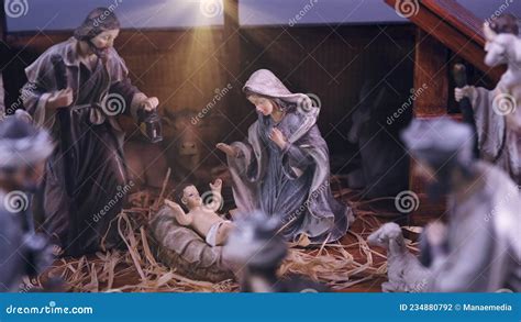 Jesus Christ Nativity Scene with Figurines in Stable and Light ...