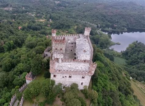 ปักพินโดย CastleHunting ใน Italy, Piedmont