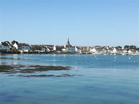 Locmariaquer, petit port de charme dans le Golfe du Morbihan