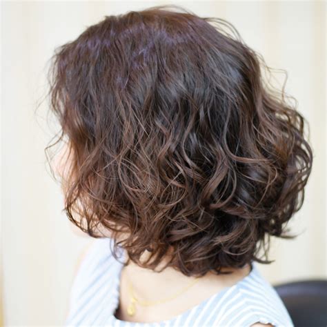 The Bob Hairstyle That Women With Curly Hair Should Never Ask For, Stylists Warn - SHEfinds