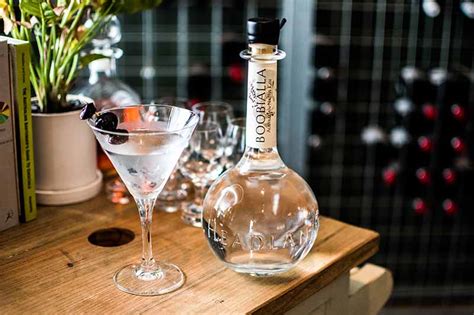 Australian Gin Consumption: Growth in the Sector | Headlands Distilling Co.