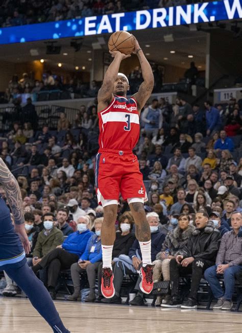 Meet the Wizards' Team Leader, Bradley Beal - Sports Illustrated ...