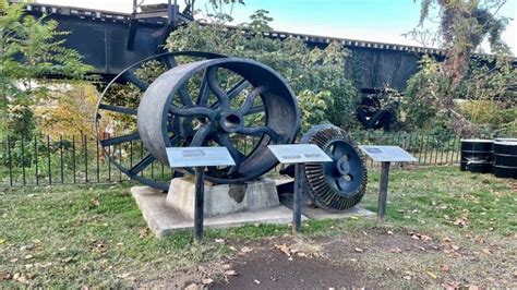 Richmond Canal Walk: A Mural-Filled Urban Hike