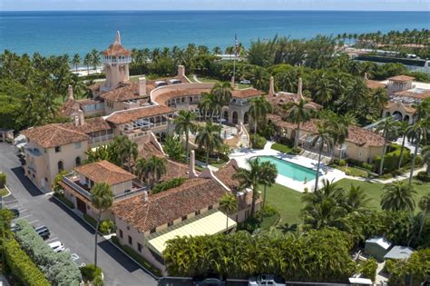 Special counsel cites potential conflicts for Mar-a-Lago defense attorney