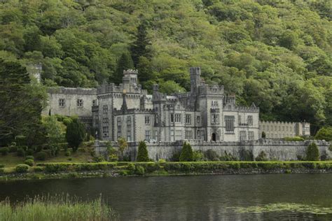 Peach and Thistle: Ireland! Kylemore Abbey, Connemara