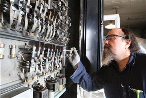 Career elevator mechanic from Butte flows with the ups and downs | State & Regional | missoulian.com