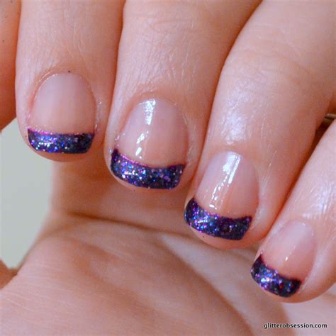 glitter obsession: 31DC2013: Day 6 Violet Nails