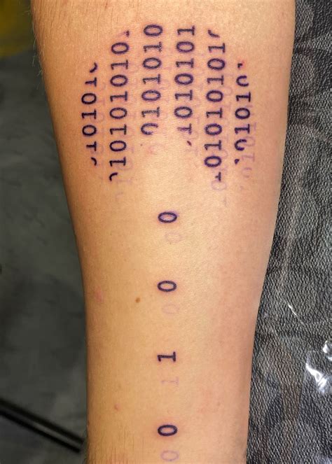 Share 67+ binary code tattoo best - thtantai2