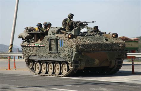 K242A1 106 mm Mortar Carrier (South Korea) | Vehículos militares ...