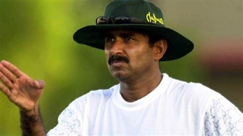 ‘Not a safe country’: Javed Miandad wants ICC to stop teams from ...