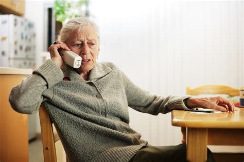 Scam Prevention Tips for Seniors - Beverly's Daughter