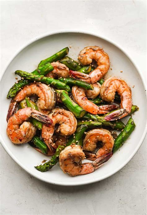 Shrimp and Asparagus Stir Fry - Whisper of Yum