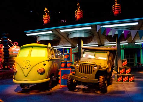 Radiator Springs Racers Photos - Disney Tourist Blog