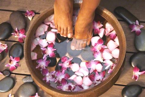 The #1 Reason Why You Should Wash Your Feet Before Bed - Inland Valley News