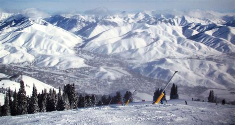 6 Best Winter Destinations In The USA - TravelTourXP.com