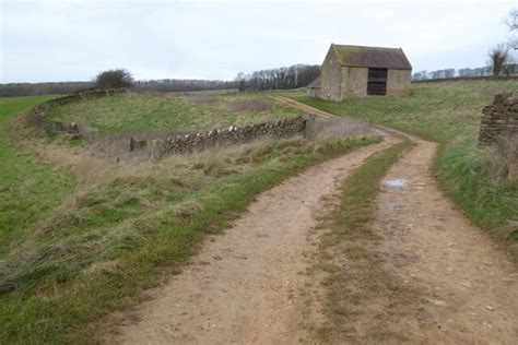 Sundial Farm © Philip Halling :: Geograph Britain and Ireland