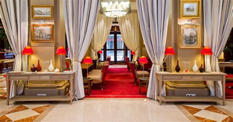 Hotel California Paris Champs-Elysees