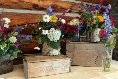 Nancee's blog: Rustic Wedding Decor Vintage