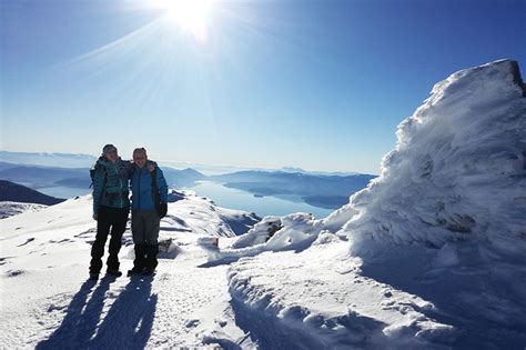 Hiking to the Pelister peak