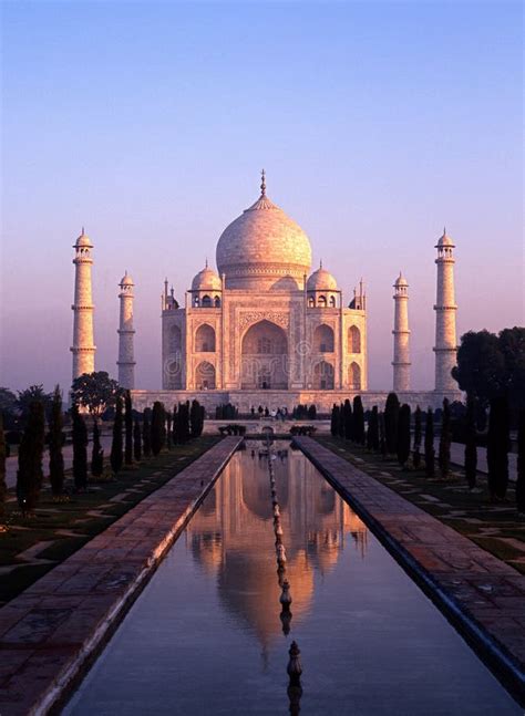 Taj Mahal, Agra, Uttar Pradesh, India. Stock Photo - Image: 24420650