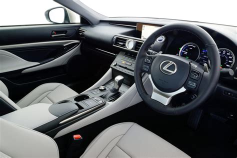 RC 300h Interior (2016 - 2018) - Lexus Media Site