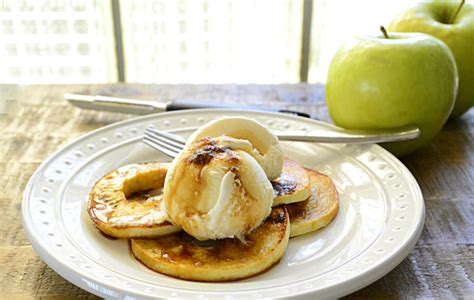 Apple Slices Dessert | kitchengetaway.com