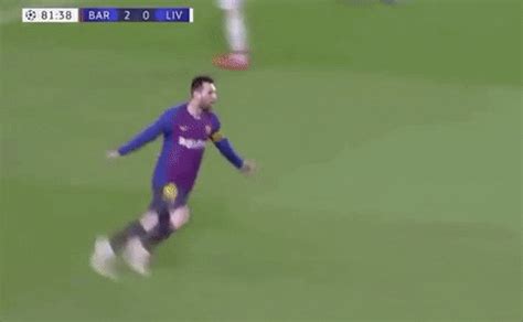 Messi Underbooob GIF Lionel messi gif : lionel messi gif