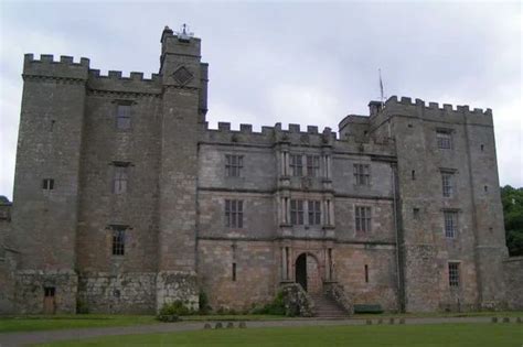 The dark history of Chillingham castle – Afrinik