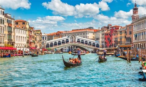 Venice Boat Tours (Gondola Rides) Tickets 2023 | The Boat Tours
