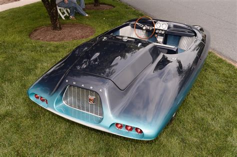 Bubba's Garage: Enjoying Vintage Cars during The Elegance at Hershey