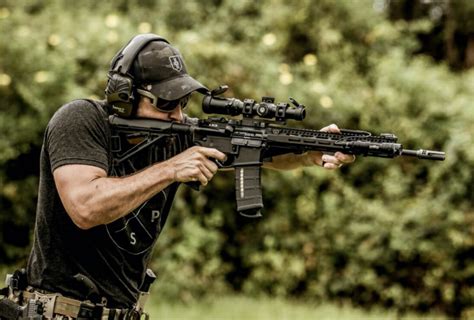 How To Shoot an AR-15/M-4 Carbine - Warrior Poet Supply Co