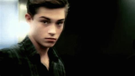 Lachowski Chico GIF - Lachowski Chico Point - Discover & Share GIFs