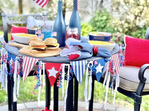 DIY Patriotic Banner You Can Make in Minutes - Craft and Sparkle