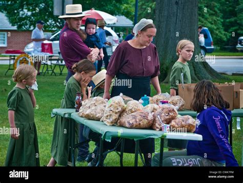 Pennsylvania amish hi-res stock photography and images - Alamy