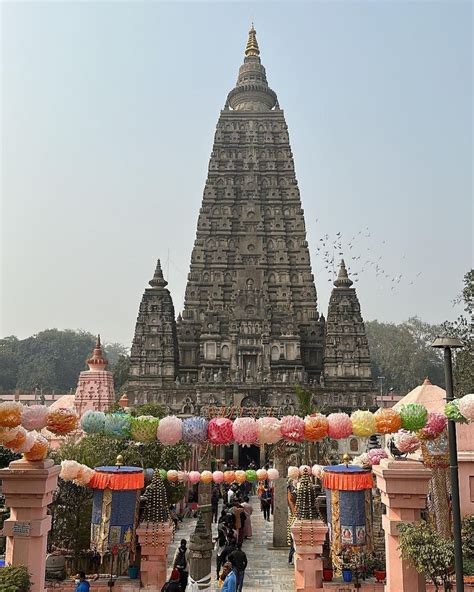 Mahabodhi Temple, Bihar ( A world heritage site) : r/india_tourism