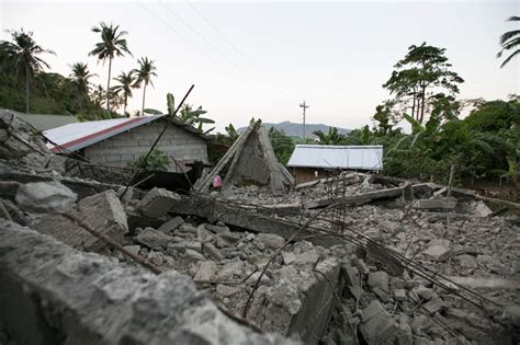 SLIDESHOW: Life after the earthquakes in Tingloy, Batangas | ABS-CBN News