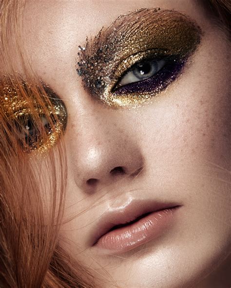 Delightful Duo - 10 Dazzling Glitter Makeup Ideas