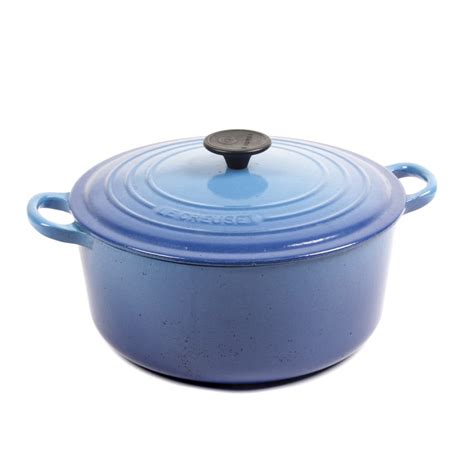 Le Creuset Signature Round 5.5 Quart Dutch Oven | EBTH